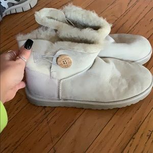 White ankle ugg boots
